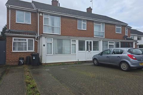 1 bedroom in a house share to rent, Lind Close, Reading RG6