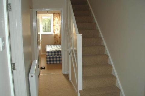 1 bedroom in a house share to rent, Lind Close, Reading RG6