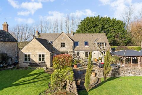 4 bedroom detached house for sale, Preston, Cirencester, GL7