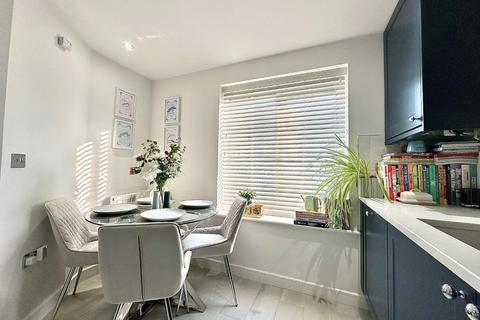 30 Dragonfly Way, Northampton, NN4 9EH