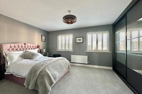 30 Dragonfly Way, Northampton, NN4 9EH