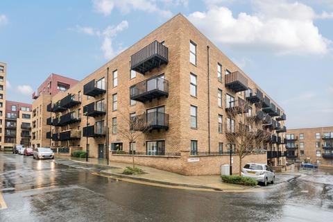 3 bedroom apartment for sale, Brumwell Avenue, London