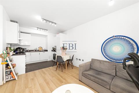 1 bedroom apartment for sale, Eddington Court, 1 Silvertown Square, Canning Town, E16