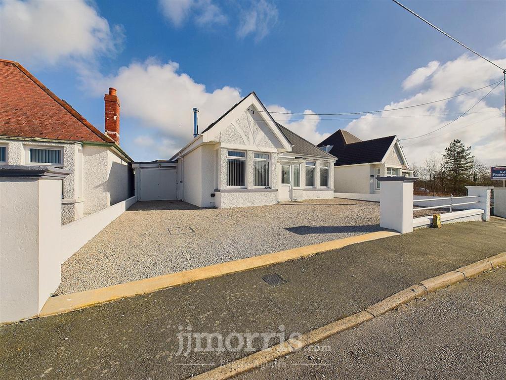 CAM03686 G0-PR0257-STILL040.jpg