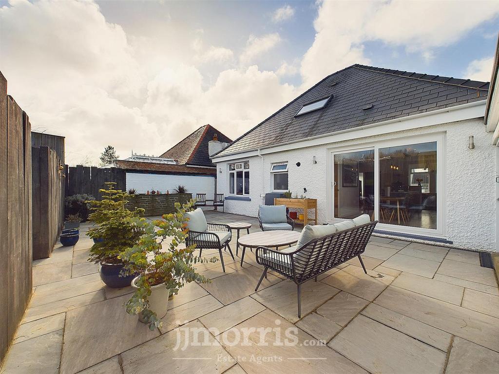 CAM03686 G0-PR0257-STILL020.jpg