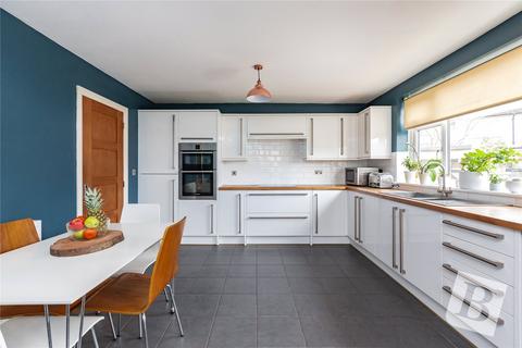 16 Plane Avenue, Northfleet, Gravesend, DA11 9QB