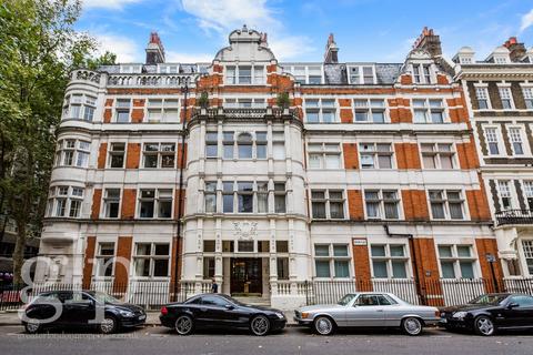 undefined, Bedford Court Mansions, Adeline Place, WC1B