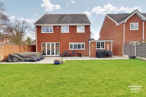 14 Swarbourn Close, Yoxall, Burton-on-trent, DE13 8NX