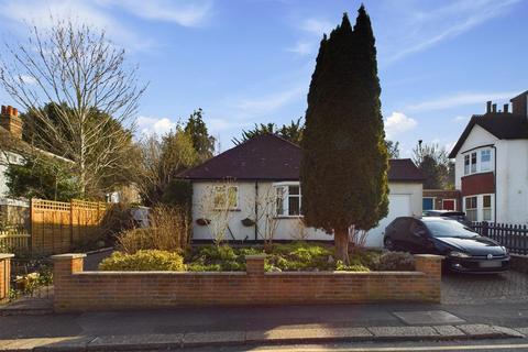 2 bedroom detached bungalow for sale, Reddown Road, Coulsdon CR5