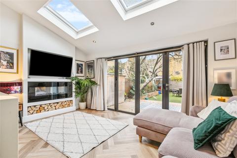 11 Swaffield Road, London, SW18 3AH