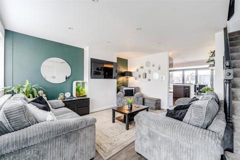 106 Boxgrove, Goring By Sea, Worthing, BN12 6LX