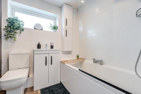 106 Boxgrove, Goring By Sea, Worthing, BN12 6LX