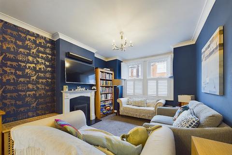 31 Croft Road, Bromley, BR1 4DR