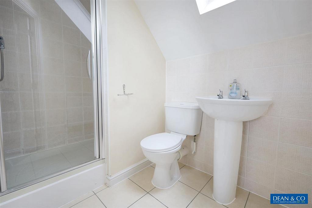 En suite shower room