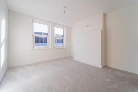 2 bedroom flat for sale, Wimborne Road, Bournemouth BH9