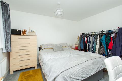 1 bedroom flat for sale, Fife Way, Aylesham, CT3