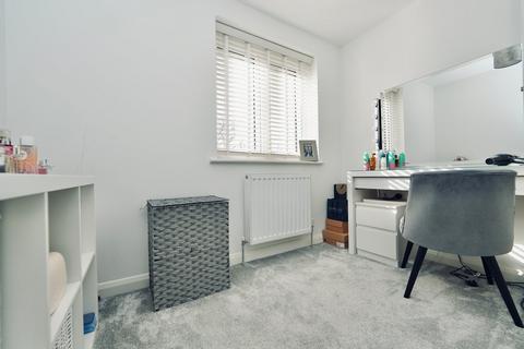 104 Burstellars, St Ives, PE27 3YT