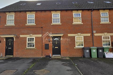 5 bedroom terraced house for sale, Broomer Street, Dewsbury