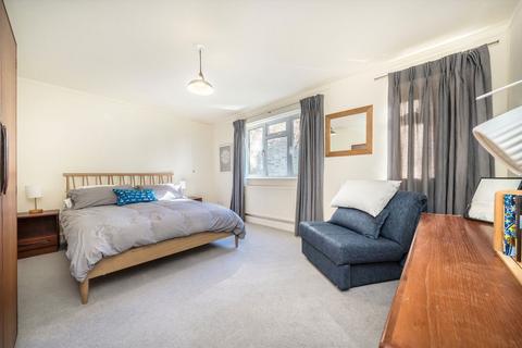 9, Spring Court Church Road, Hanwell, London, W7 3BX