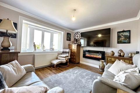 3 Argyle, Ouston, Chester Le Street, DH2 1RB