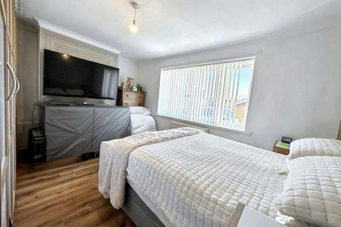 3 Argyle, Ouston, Chester Le Street, DH2 1RB