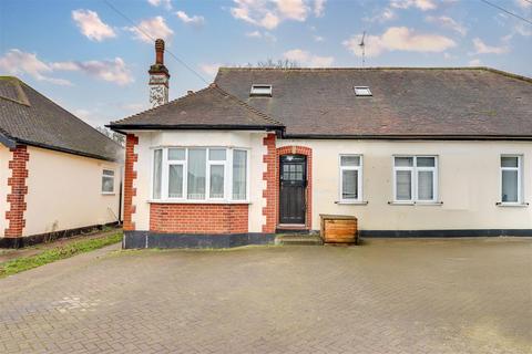 5 bedroom semi-detached house for sale, Danescroft Drive, Leigh-on-Sea SS9