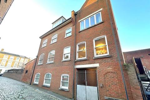 2 bedroom apartment for sale, High Street, Aldershot