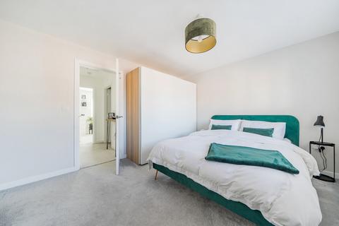 7 Faulkner Place, Burghfield Common, Reading, RG7 3FE