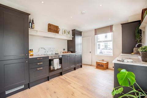 3 bedroom house for sale, Payne Avenue, Hove