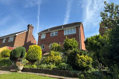 4 bedroom detached house for sale, Ascot Close, Eastbourne BN20