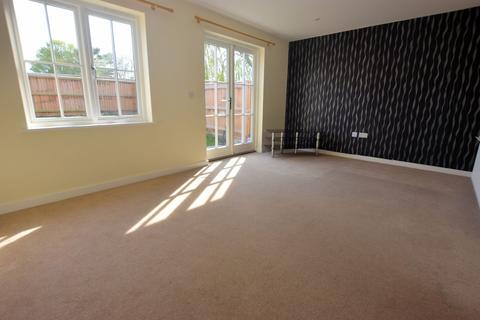 3 bedroom end of terrace house to rent, Watton