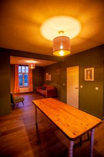 5 bedroom house to rent, Park Grove, Manchester M19
