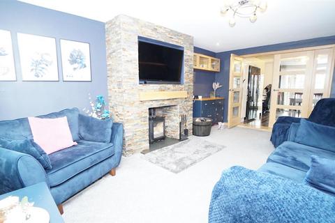 14 Plumpton Drive, Bradford, BD2 1PJ