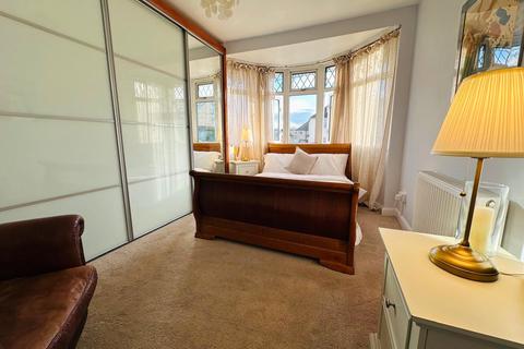 55 Winsford Road, London, SE6 4LT