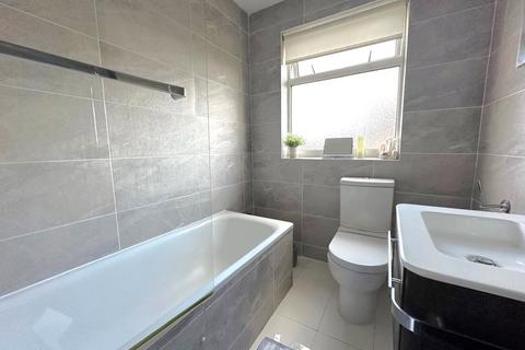 55 Winsford Road, London, SE6 4LT