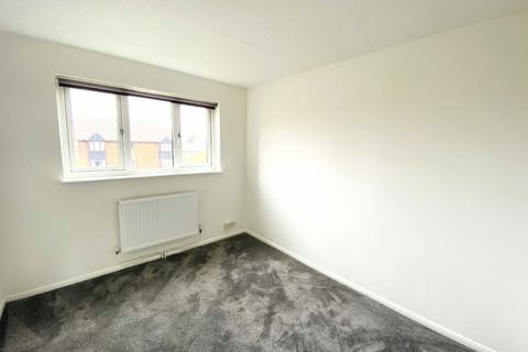 1 bedroom flat to rent, Hardcastle Close, Croydon CR0