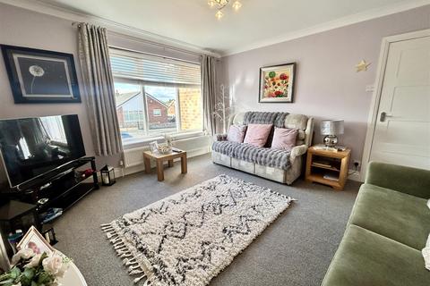 7 Springbank, Garforth, Leeds, LS25 1DD