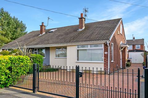 2 bedroom semi-detached bungalow for sale, Far Croft, Lostock Hall PR5