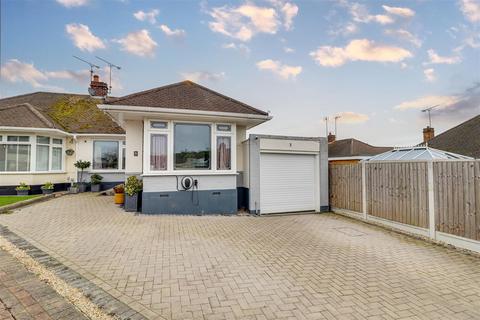 3 bedroom semi-detached bungalow for sale, Fairway Gardens Close, Leigh-On-Sea SS9