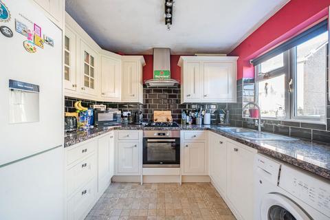 3 bedroom semi-detached house for sale, Dauntless Road, Burghfield Common, Reading, RG7 3NZ