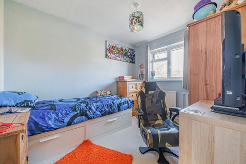29 Dauntless Road, Burghfield Common, Reading, RG7 3NZ