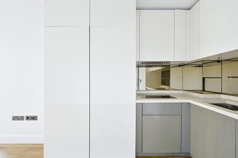 1 bedroom apartment to rent, Belvedere Gardens Belvedere Rd London SE1