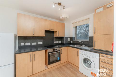 2 bedroom flat to rent, Millicent Grove, Palmers Green, N13