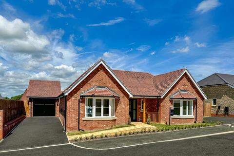 Hayfield Park, Bromham, Bedfordshire, MK43