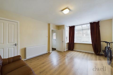 2 bedroom terraced house for sale, Louis Street, Leeds, LS7