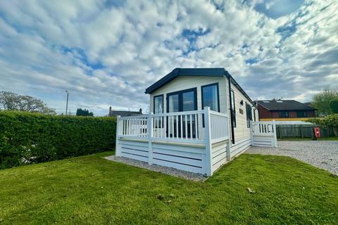 2 bedroom static caravan for sale, Waters Edge Country Park