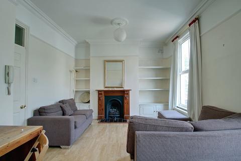 1 bedroom apartment to rent, Sussex Way, Holloway, London, N7