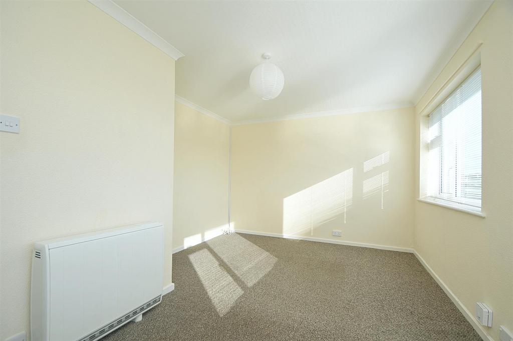 Resized Lounge1.jpg