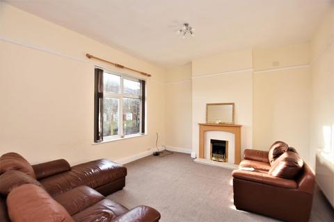 2 bedroom flat to rent, Hartington Street, Barrow-In-Furness