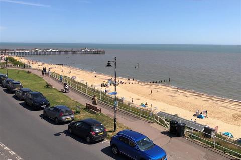 2 bedroom flat for sale, The Craighurst, Southwold IP18